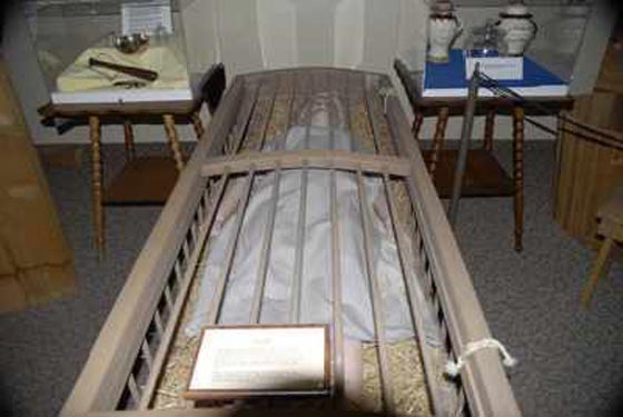 صور مرعبة: متاحف سراديب الموتى، الطب النفسي، وتشريح جثث! صورة رقم 1