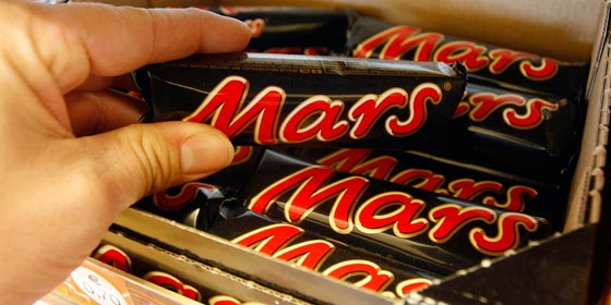 ماذا تكشف الوجبات السريعة مثل البيتزا، البرغر وكنتاكي عن أسرار الاقتصاد في بلدك؟ صورة رقم 3