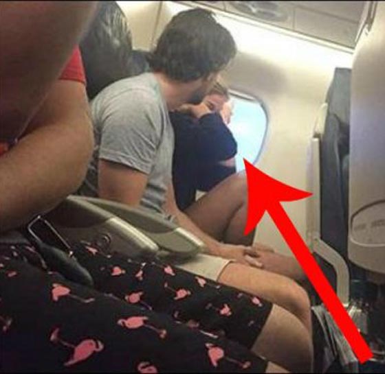 مضيفة طيران تنقذ إبنة الـ 15 عاماً من يد أحد تجار البشر صورة رقم 1