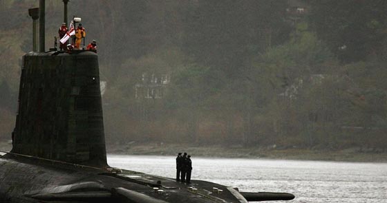 فضيحة.. جميع غواصات البحرية البريطانية اصبحت خارج الخدمة!! صورة رقم 2