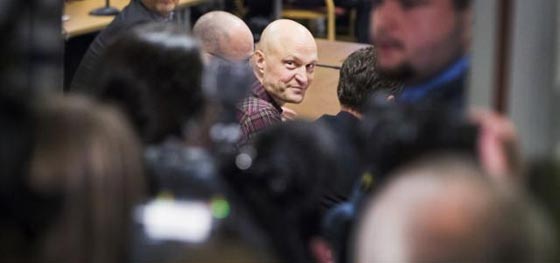 صحفي سويدي ساعد صبيا سوريا لاجئا فوجد نفسه متهما بتهريب البشر صورة رقم 3