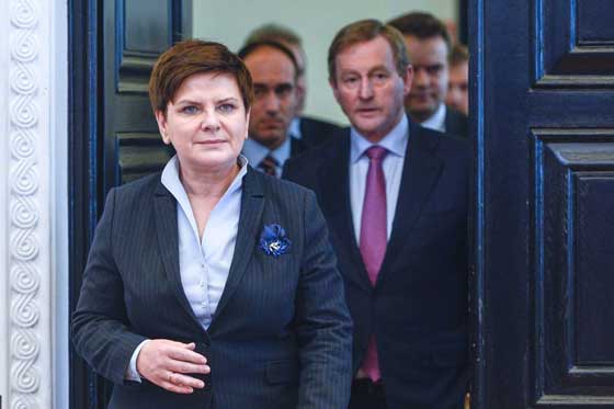 حادثتان في شهرين.. لعنة حوادث الطرق تلاحق رئيسة وزراء بولندا صورة رقم 17