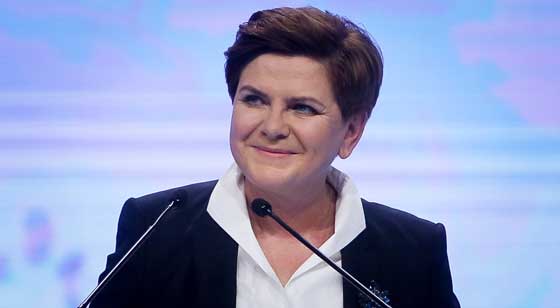 حادثتان في شهرين.. لعنة حوادث الطرق تلاحق رئيسة وزراء بولندا صورة رقم 16