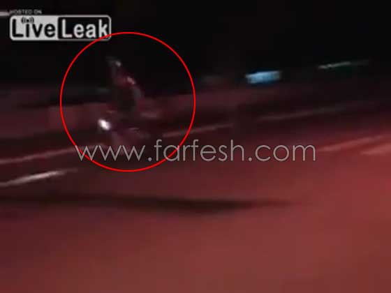 بالفيديو.. لحظة وقوع حادث على الهواء مباشرة صورة رقم 4