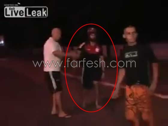 بالفيديو.. لحظة وقوع حادث على الهواء مباشرة صورة رقم 11