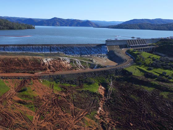  اكبر سد بشمال كاليفورنيا على وشك الانهيار واجلاء 162 الف مواطن صورة رقم 5