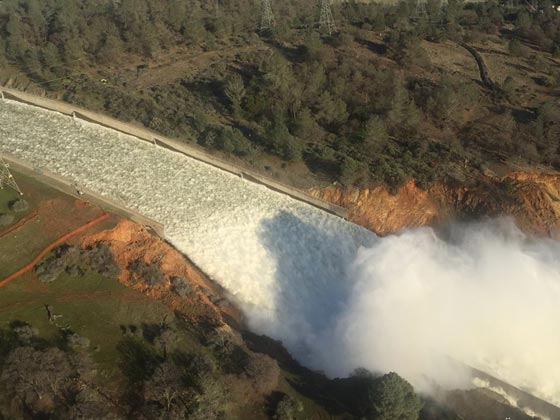  اكبر سد بشمال كاليفورنيا على وشك الانهيار واجلاء 162 الف مواطن صورة رقم 15