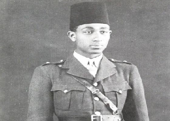 صور نادرة لملوك وزعماء العالم في طفولتهم وشبابهم صورة رقم 10