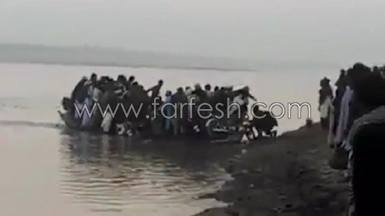فيديو مروع.. لحظة غرق قارب في نهر على متنه 30 شخصا شمال غرب باكستان  صورة رقم 3