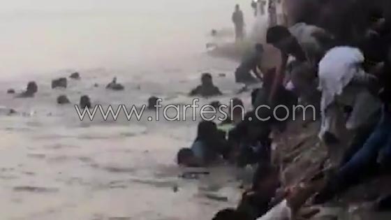 فيديو مروع.. لحظة غرق قارب في نهر على متنه 30 شخصا شمال غرب باكستان  صورة رقم 7