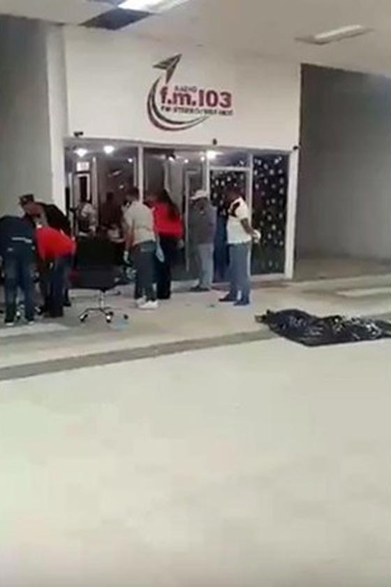 جمهورية الدومينيكان: مقتل صحفيين خلال بث مباشر على فيسبوك.. فيديو صورة رقم 4