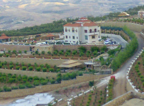 بالصور.. أماكن في سوريا دمرتها الحرب وباتت تلال من الحطام  صورة رقم 22