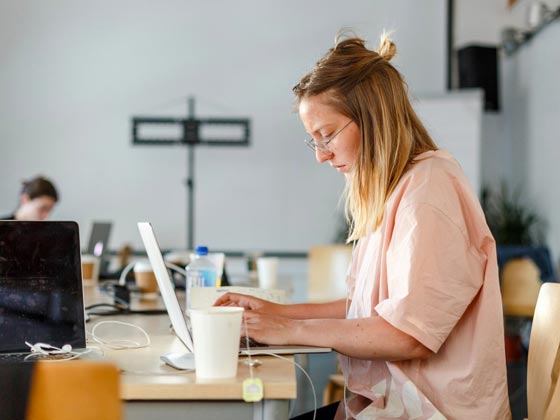 رواتب خيالية مقابل وظائف رفيعة وسهلة لمن لا يحبون الإجهاد  صورة رقم 7