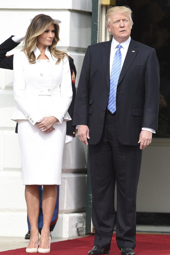 لماذا كشفت سارة نتنياهو عن ساقيها في البيت الابيض؟ صورة رقم 3