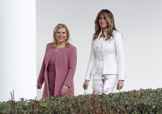 لماذا كشفت سارة نتنياهو عن ساقيها في البيت الابيض؟ صورة رقم 10