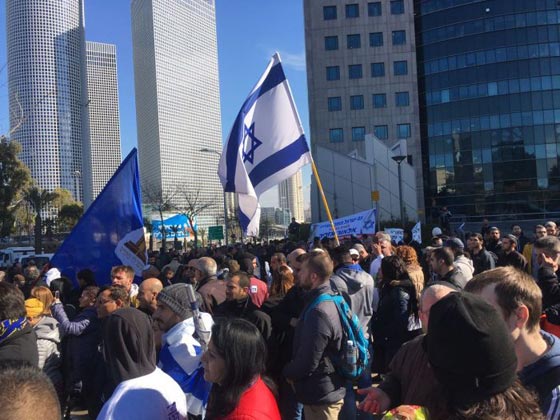 السجن سنة ونصف للجندي الاسرائيلي الذي قتل فلسطينيا بعد شل حركته صورة رقم 14