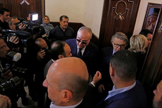 المرشحة اليمين بفرنسا تمتنع عن لقاء مفتي بيروت لفرض الحجاب عليها! صورة رقم 3