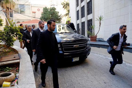 المرشحة اليمين بفرنسا تمتنع عن لقاء مفتي بيروت لفرض الحجاب عليها! صورة رقم 6