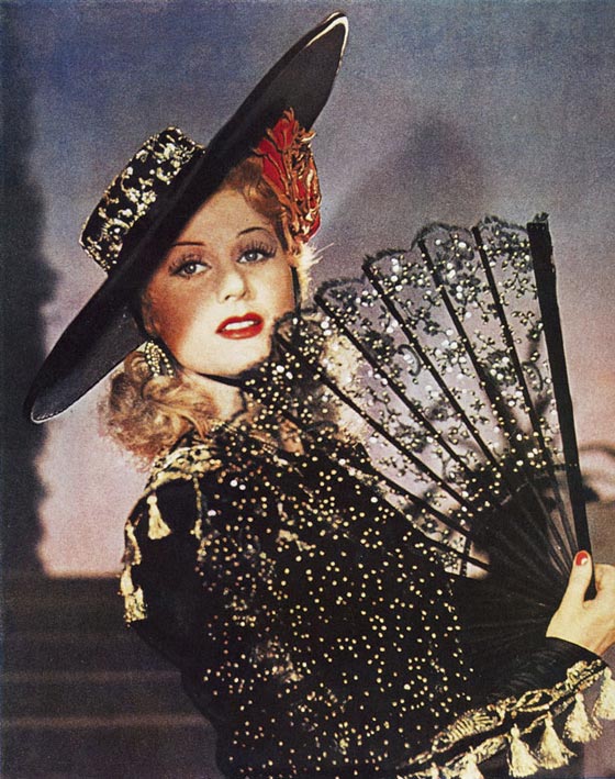 قصة مثيرة.. نجمة المانية كانت مقربة من النظام النازي وجاسوسة للاتحاد السوفييتي صورة رقم 5