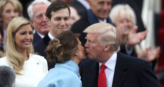 لماذا ارتعدت ميلانيا واشاحت بوجهها حين لمس ترامب ذراعها؟ فيديو صورة رقم 4
