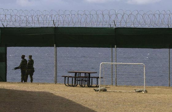 فضيحة صادمة: هل دفعت بريطانيا 20 مليون جنيه استرليني تعويضات لداعش؟ صورة رقم 10