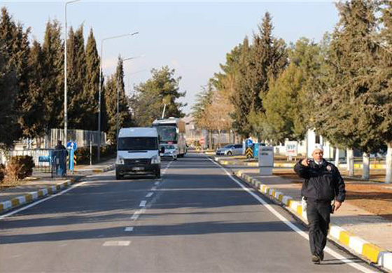 وزيرة اسرائيلية ترافق فريق كرة الى تركيا من اجل ضمان تأمين الحماية له صورة رقم 4