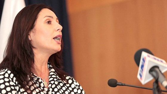 وزيرة اسرائيلية ترافق فريق كرة الى تركيا من اجل ضمان تأمين الحماية له صورة رقم 9