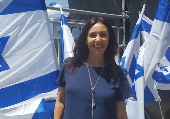 وزيرة اسرائيلية ترافق فريق كرة الى تركيا من اجل ضمان تأمين الحماية له صورة رقم 11