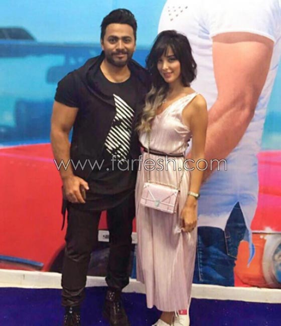 صور فنانين أحبوا معجباتهم وتكلل الحب بالزواج صورة رقم 6