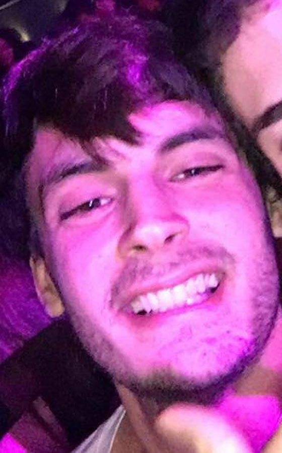 فيديو مرعب: مقتل 4 اشخاص احتراقا في سيارة بورش بينهم امرأة وطفلها صورة رقم 12