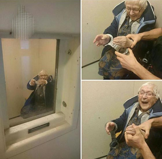 معمّرة تحقق حلم حياتها الأخير في زنزانة صورة رقم 7