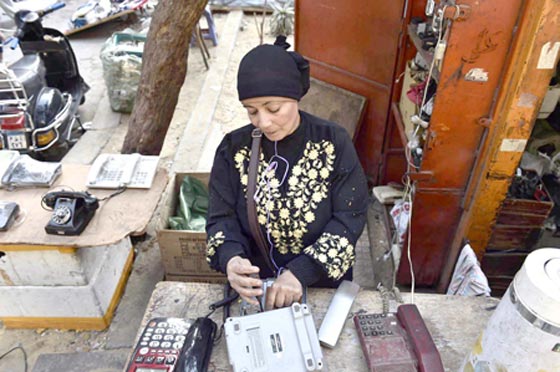  مهن غير تقليدية للنساء: مكوجية، سباكة، جزّارة وميكانيكية سيارات! صورة رقم 2