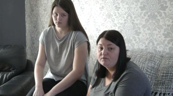 مزيل العرق تسبب بعمل انذار الحريق وطرد طالبة من المدرسة! فيديو صورة رقم 5