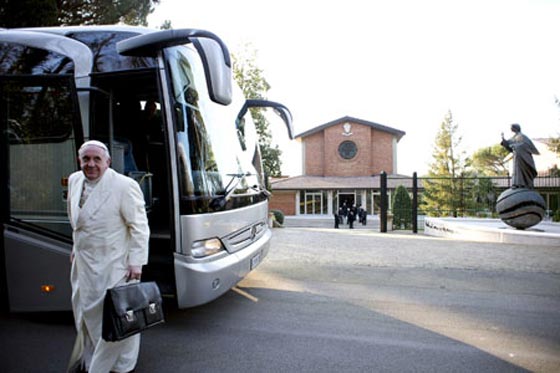 تمرد ضد اصلاحات البابا بشأن الطلاق والزواج والمثلية قد يجبره على الرحيل صورة رقم 1