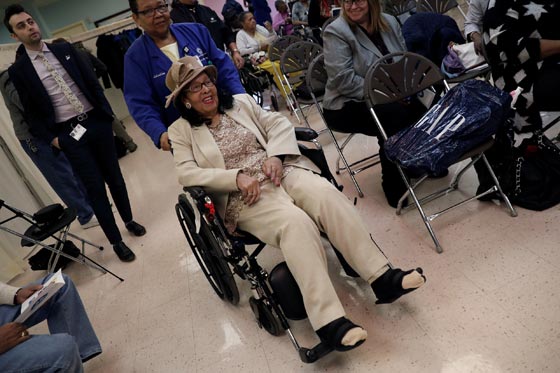 صور ثلاث معمرات يحتفلن معا بتجاوزهن سن الـ100 صورة رقم 4