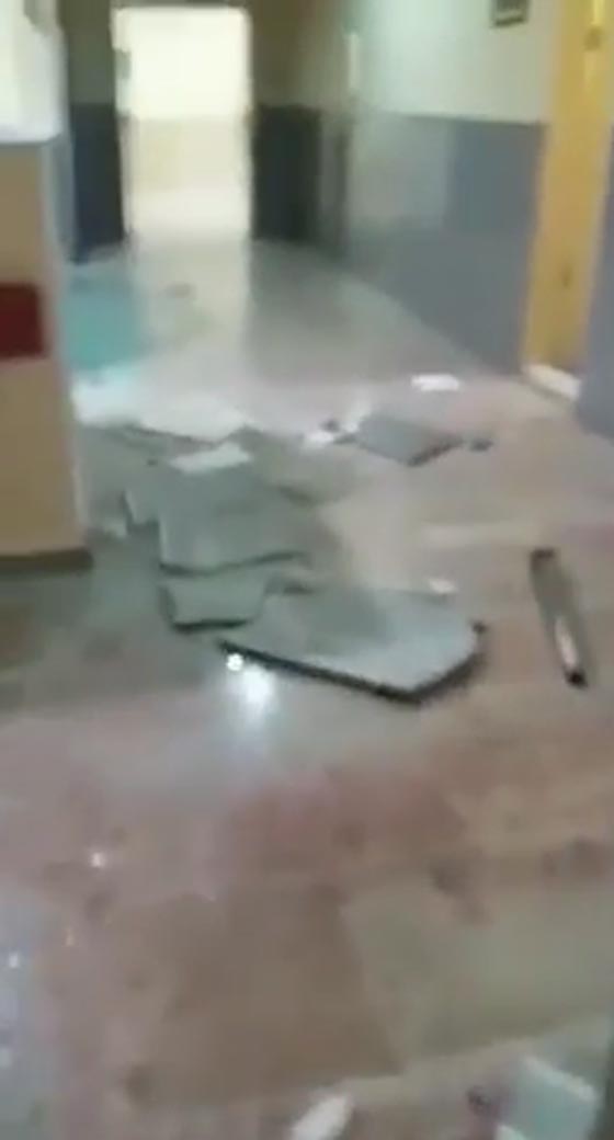 شاب لبناني يحطم المستشفى بعد تبليغه بوفاة شقيقه! فيديو صورة رقم 3