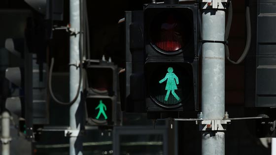 اشارات مرور (نسائية) في شوارع أستراليا! صورة رقم 8