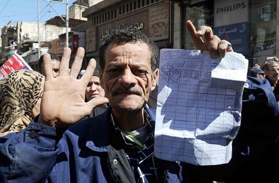 صور وفيديوهات مبكية للمصريين في مظاهرات الخبز يطالبون بسقوط السيسي صورة رقم 4