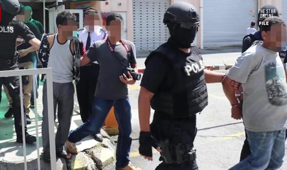 فيديو: محاولة اغتيال الملك سلمان: المتهمين خلية يمنية حوثية واخرى مع داعش صورة رقم 1