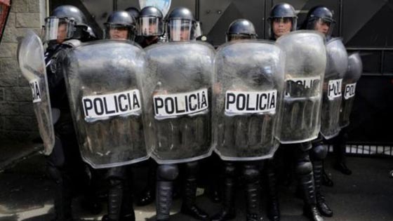  مقتل 21 فتاة في حريق دار رعاية اطفال في غواتيمالا وإصابة العشرات  صورة رقم 7