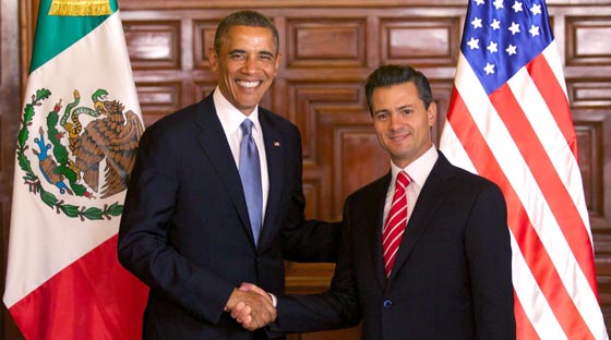 ما سر ربطات العنق الحمراء او الزرقاء في اطلالات رؤساء امريكا؟ صورة رقم 14