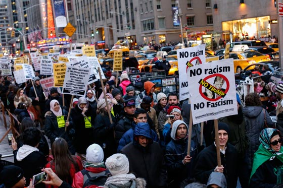 القضاء الامريكي يوجه صفعة اخرى لترامب بسبب لاجئ سوري صورة رقم 1