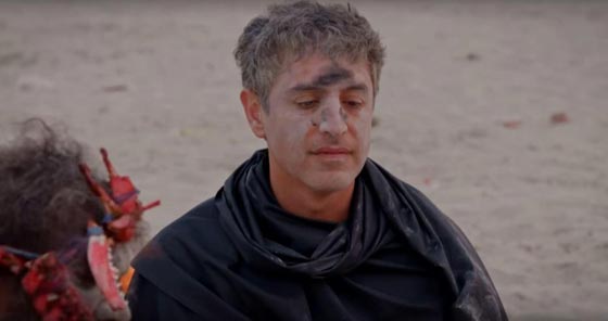  تجربة صادمة لمذيع مع قبيلة تأكل مخ البني آدميين والبراز! فيديو صورة رقم 3