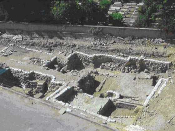  العثور على حطام سفينة في ميناء عكا محملة بعملات ذهبية من حقبة الصليبيين  صورة رقم 12