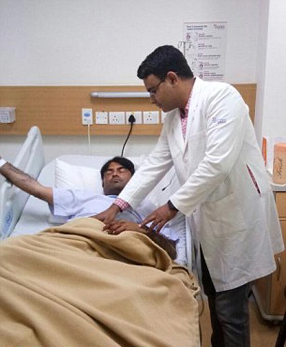 امتنع عن زوجته 10 اعوام فداهمته بالحمام وقطعت عضوه التناسلي صورة رقم 5