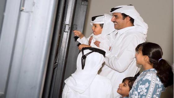 صور ملوك وامراء وزعماء عرب مع عائلاتهم خارج ملعب السياسة صورة رقم 1