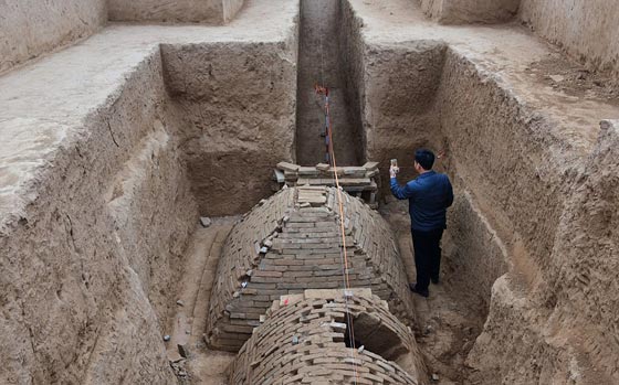   ما هو سر المقبرة الغريبة هرمية الشكل التي تم اكتشافها في الصين؟ صورة رقم 2