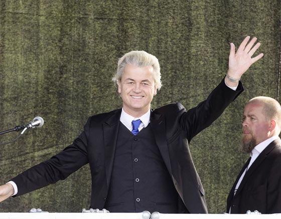 مرشح رئيس وزراء هولندا يكره الاسلام ويهدد باغلاق المساجد ومنع المصاحف! صورة رقم 9