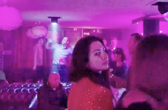 فيديو الأمير ويليام يرقص وحيداً في ملهى ليلي  صورة رقم 5