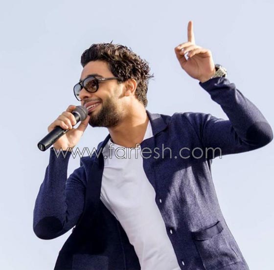 اليسا تمسك يد الفنان الشاب احمد جمال وجمهوره يحسده! صورة رقم 9